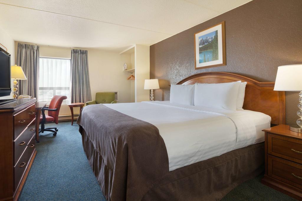 Travelodge Calgary Macleod Trail Esterno foto