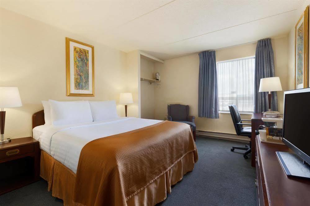 Travelodge Calgary Macleod Trail Esterno foto